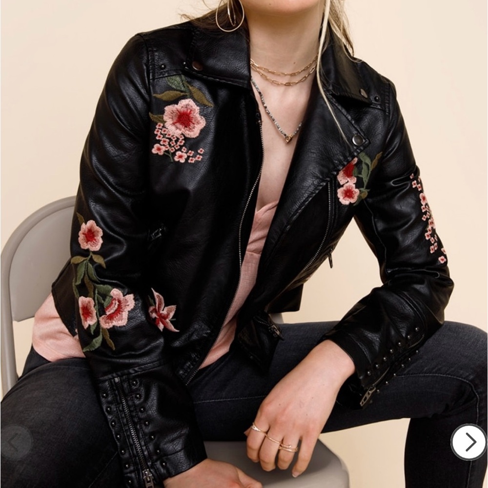 Women Floral Print Embroidery Faux Leather Moto Jacket 
Size L